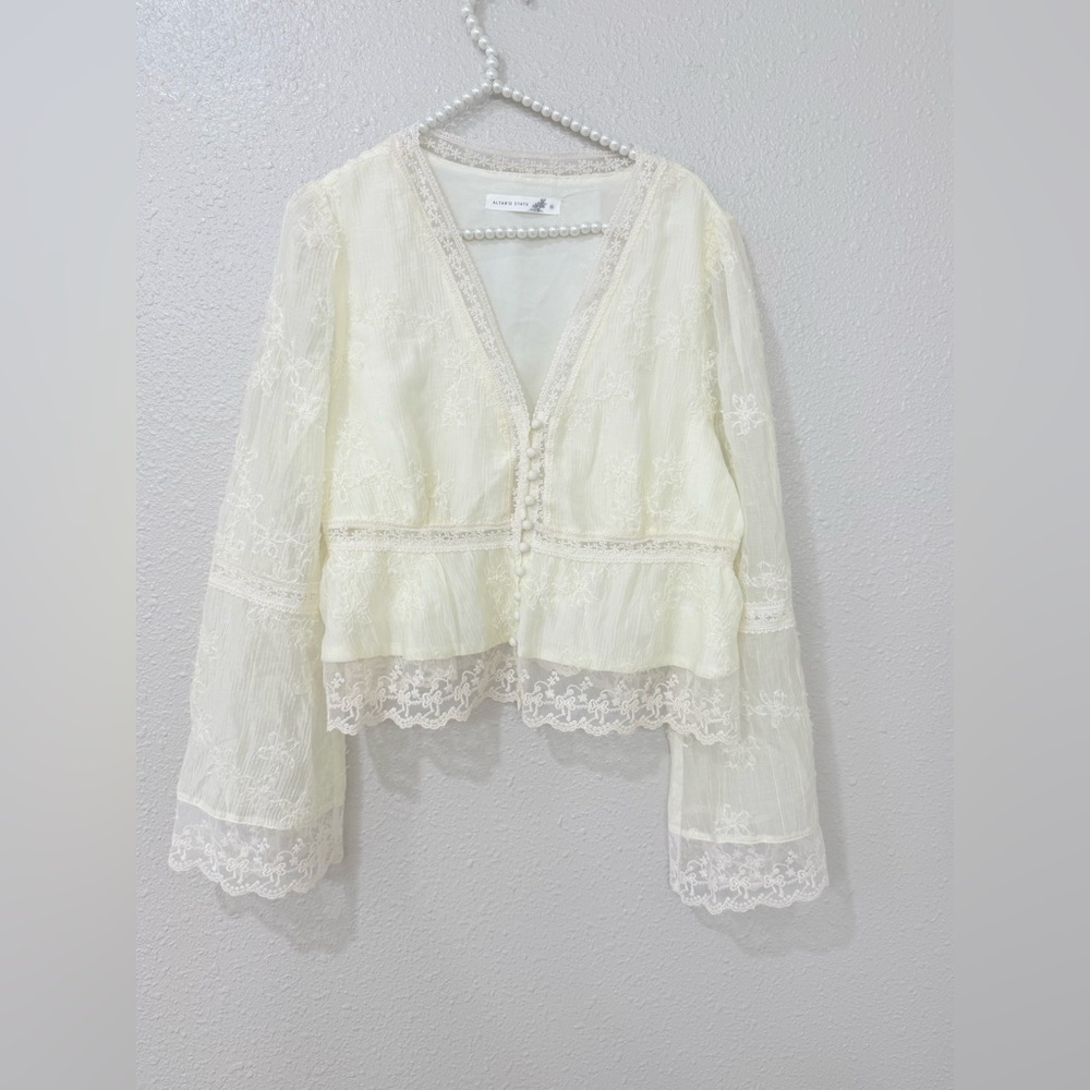 Altar’d State Ivory Lace Embbroidered Peplum Blouse Top L-XL Cottagecore Boho